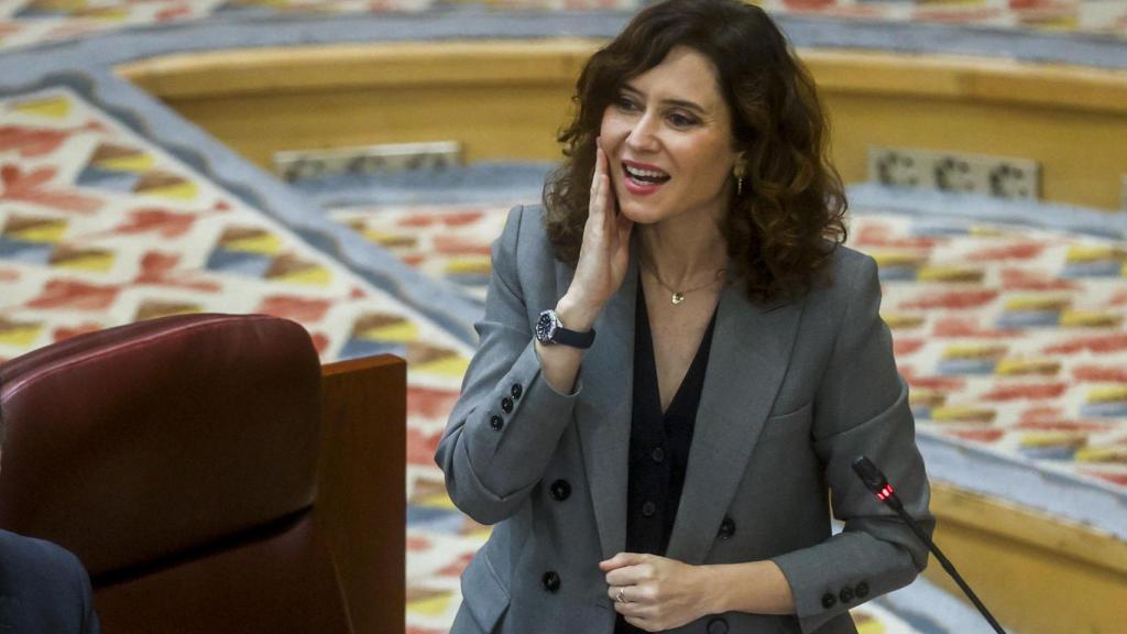 La presidenta de la Comunidad de Madrid, Isabel Díaz Ayuso, este jueves en el pleno de la Asamblea.