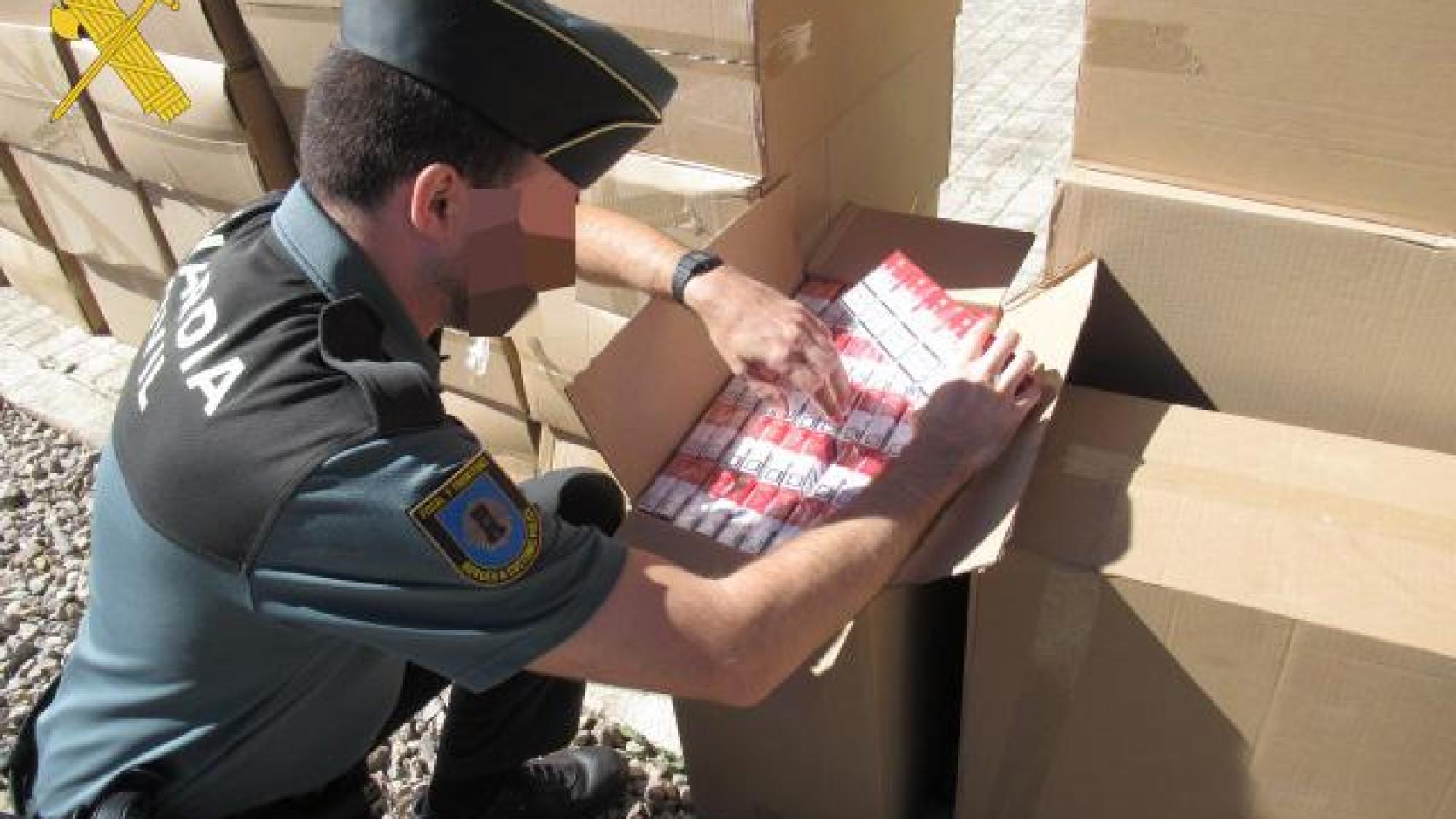 Contrabando de 30.500 cajetillas de tabaco en Teruel