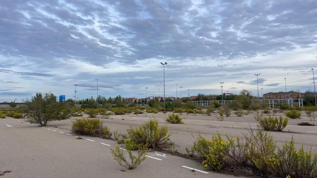 Así se encuentra el Parking Norte antes de su gran transformación en un campo portátil