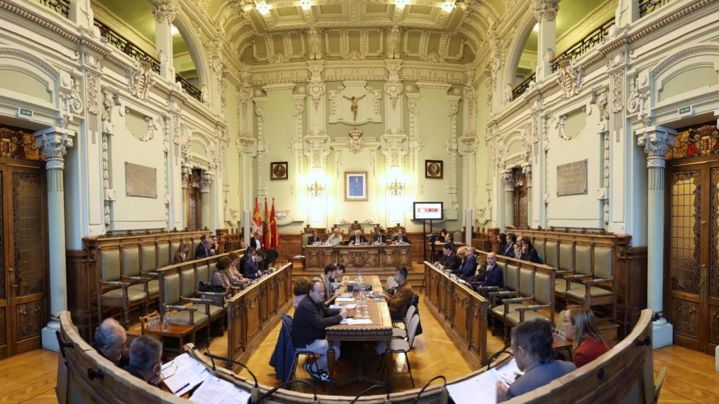 Pleno extraordinario del Ayuntamiento de Valladolid