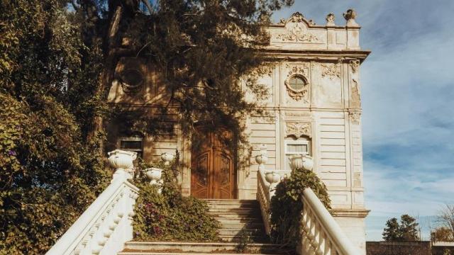 La villa de estilo modernista en plena huerta de Valencia