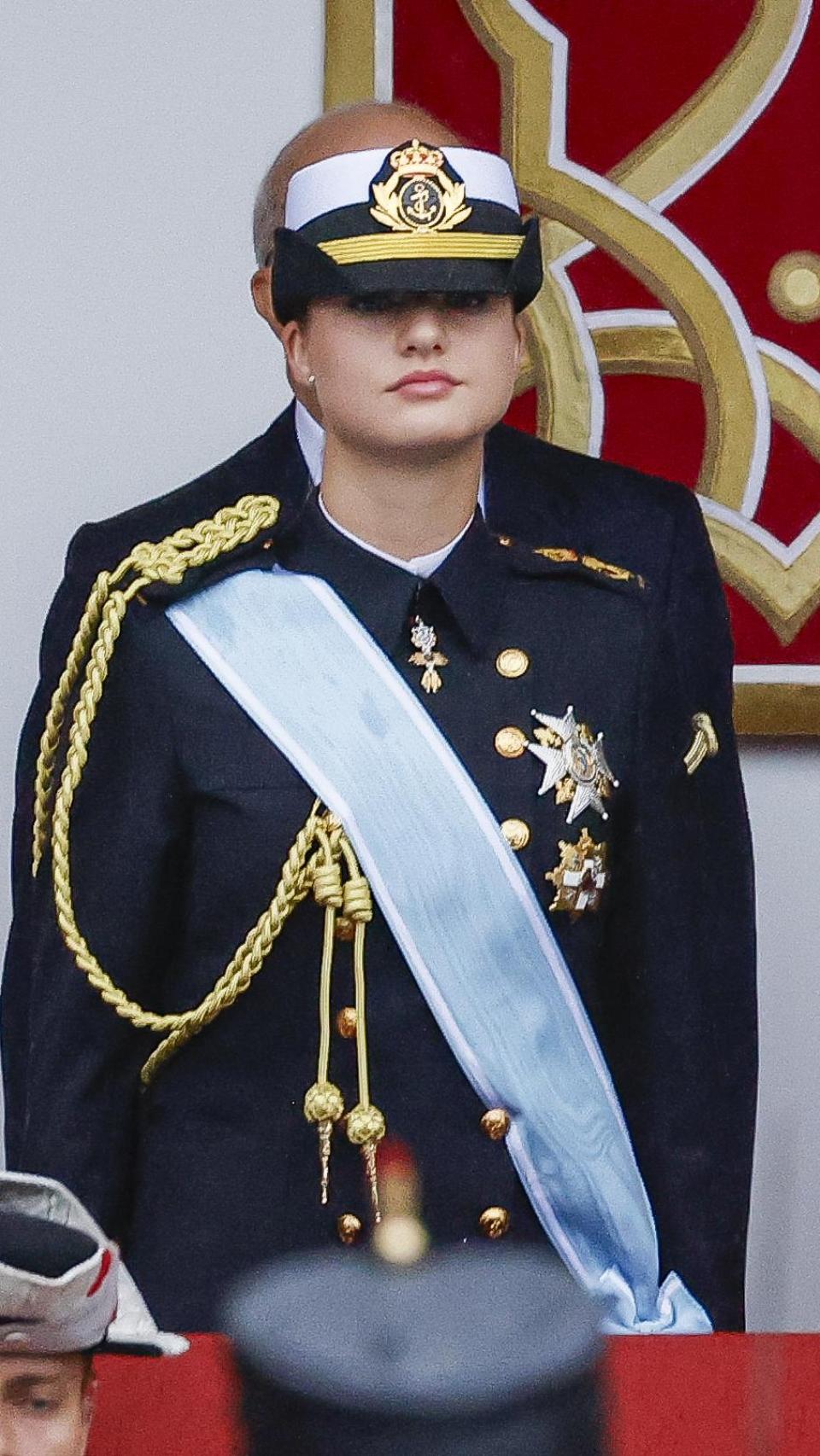 Leonor de Borbón, con el uniforme de guardiamarina.