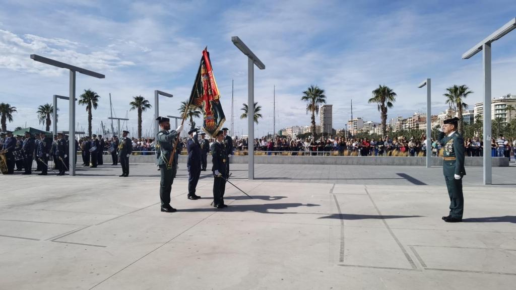 El coronel José Hernández Mosquera en el 12 de octubre de Alicante.