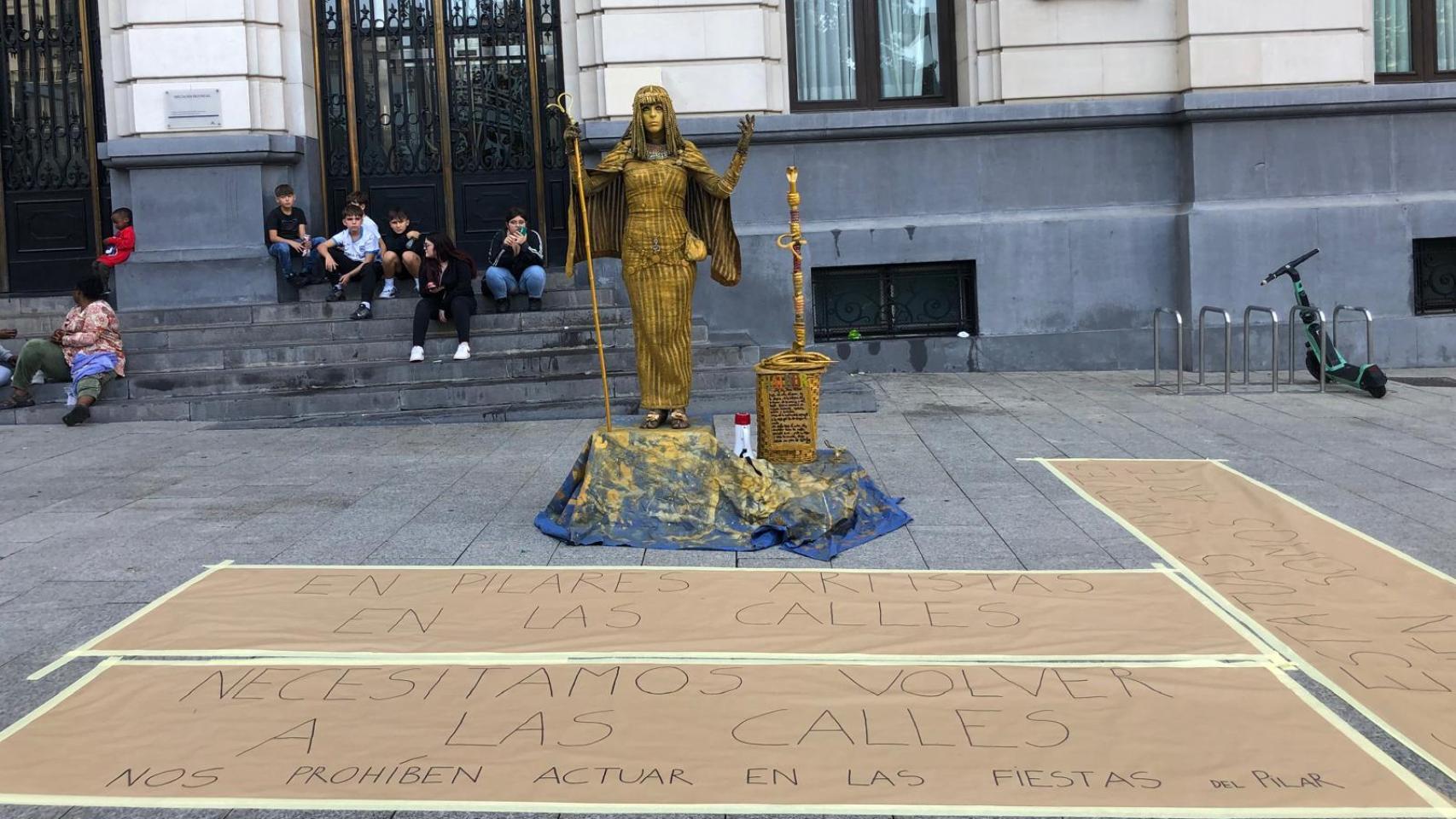 Manifestación artistas callejeros en Zaragoza