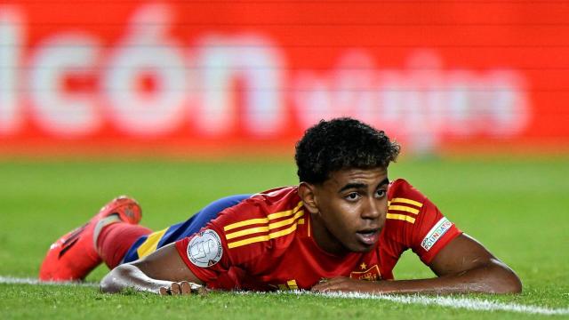 Lamine Yamal, durante el partido contra Dinamarca.