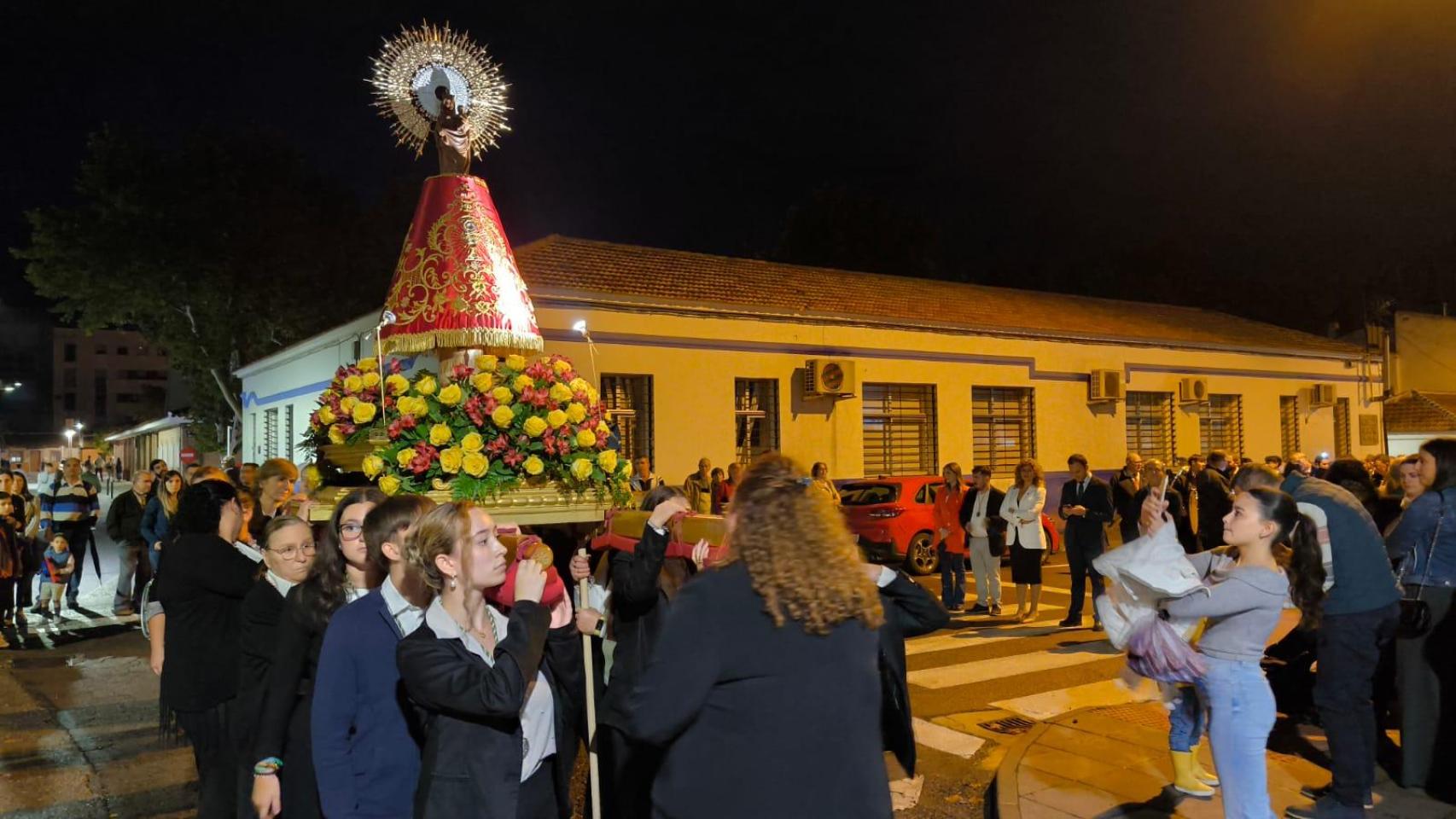 La Virgen del Pilar procesiona en Ciudad Real.