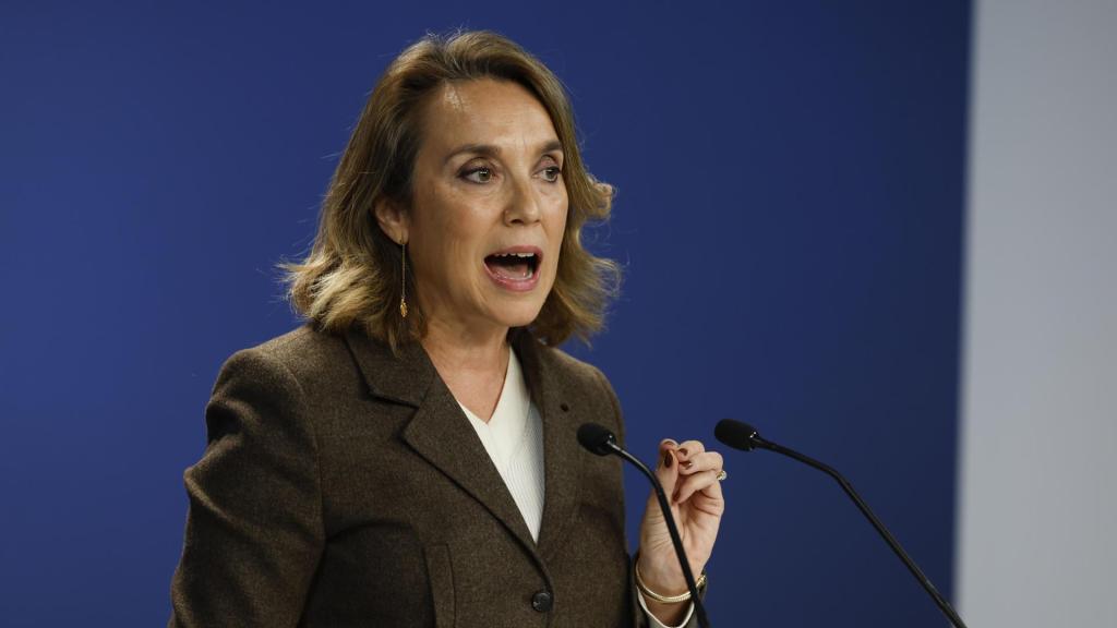 La secretaria general del PP, Cuca Gamarra, durante la rueda de prensa posterior a la reunión que el Comité de Dirección convocada de urgencia por Núñez Feijóo el pasado domingo./