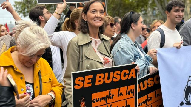 Reyes Maroto, portavoz socialista en el Ayuntamiento de Madrid, durante la manifestación.