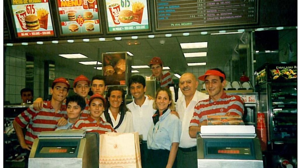 Visita de Bebeto al McDonald's de la Calle Real.