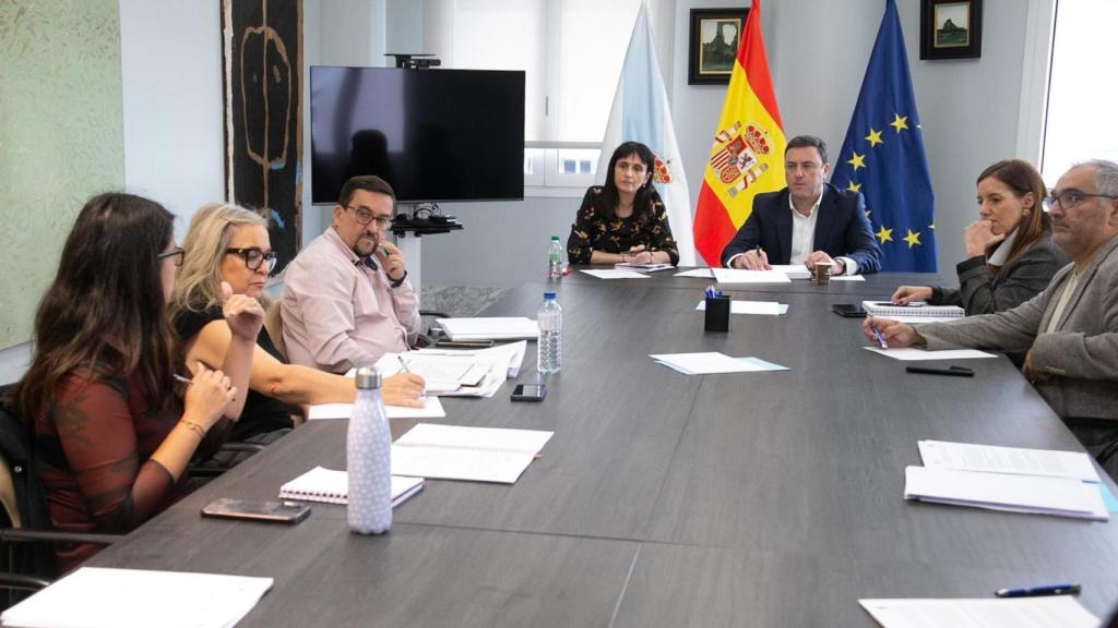 La comisión, presidida por Valentín González Formoso,  que se encargará de la coordinación y seguimiento del plan de las  tres nuevas residencias públicas en A Coruña.