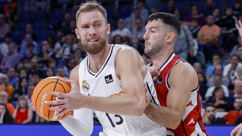 Dzanan Musa, durante un partido contra Casademont Zaragoza.