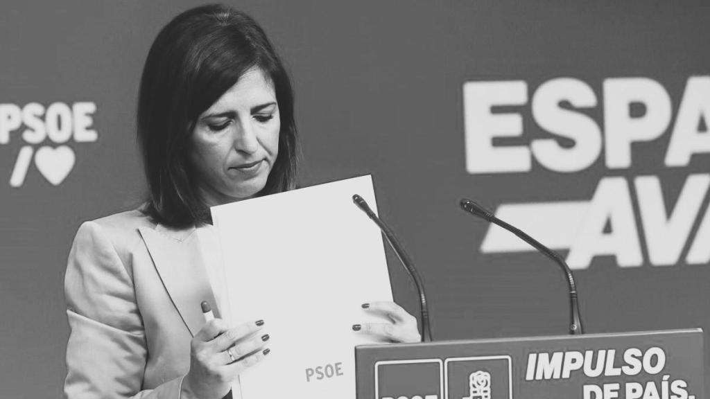 La portavoz del PSOE, Esther Peña, este lunes en Ferraz.