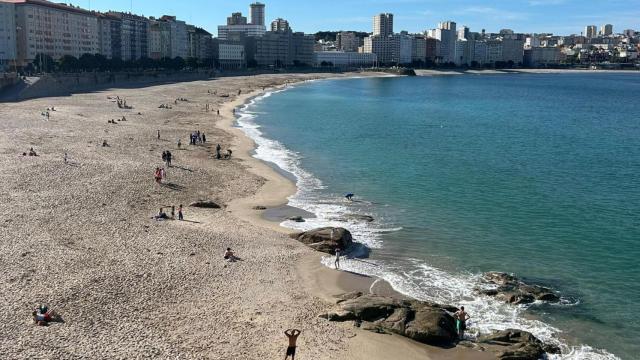 Día de octubre soleado en A Coruña (2024).