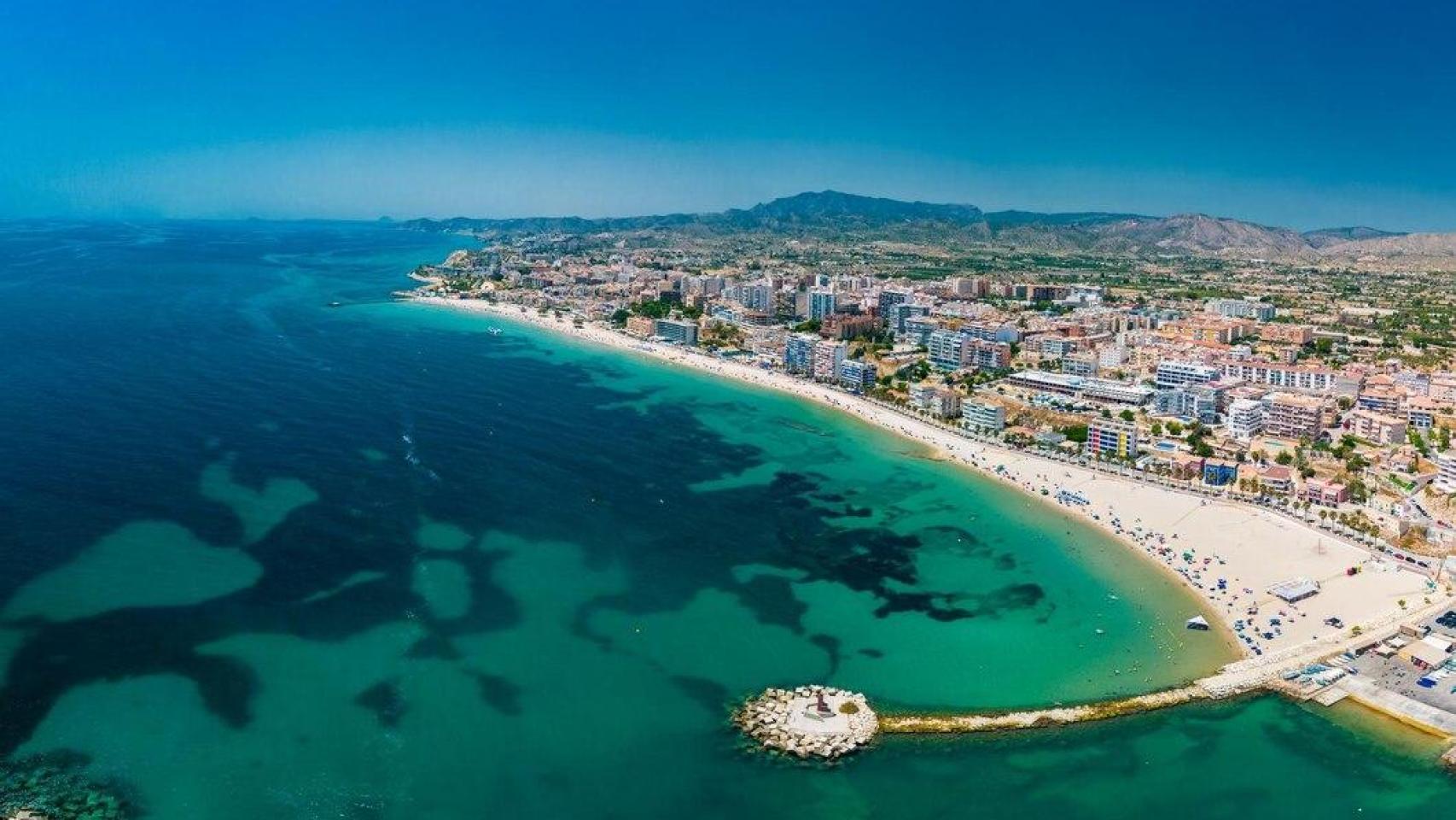 La costa de Villajoyosa.