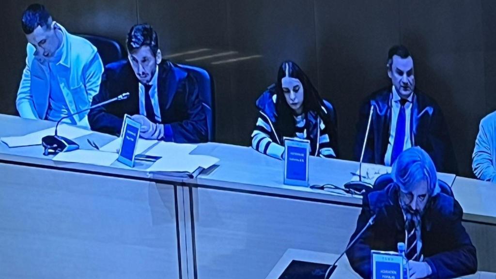 Katy Silva y Diego Montaña en el juicio de Samuel Luiz en A Coruña