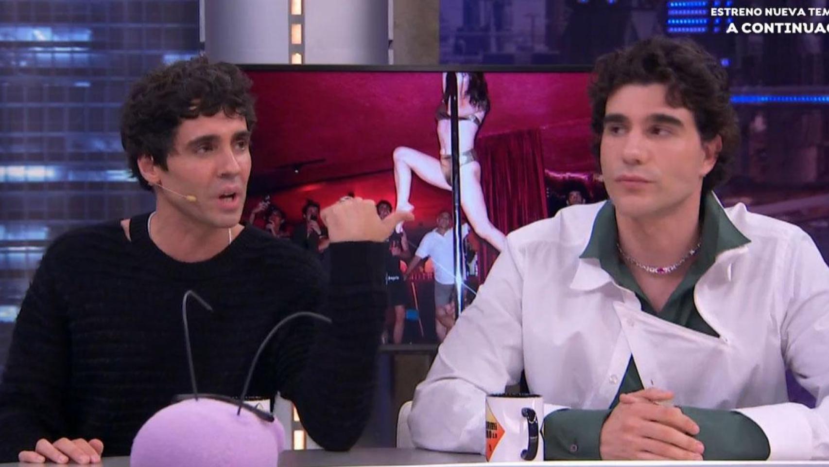 Javier Calvo y Javier Ambrossi en 'El Hormiguero'.