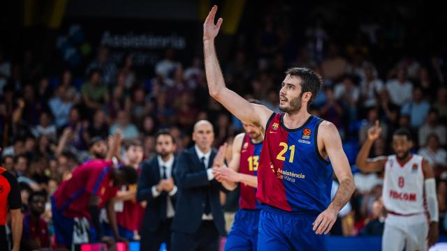 Álex Abrines celebra una acción ante el Mónaco.