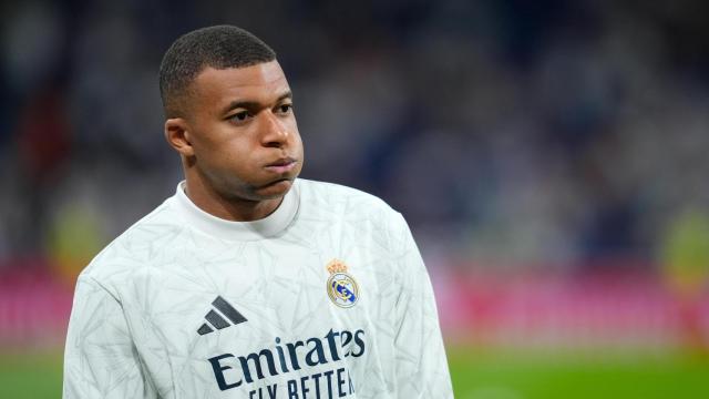 Kylian Mbappé, en un calentamiento con el Real Madrid