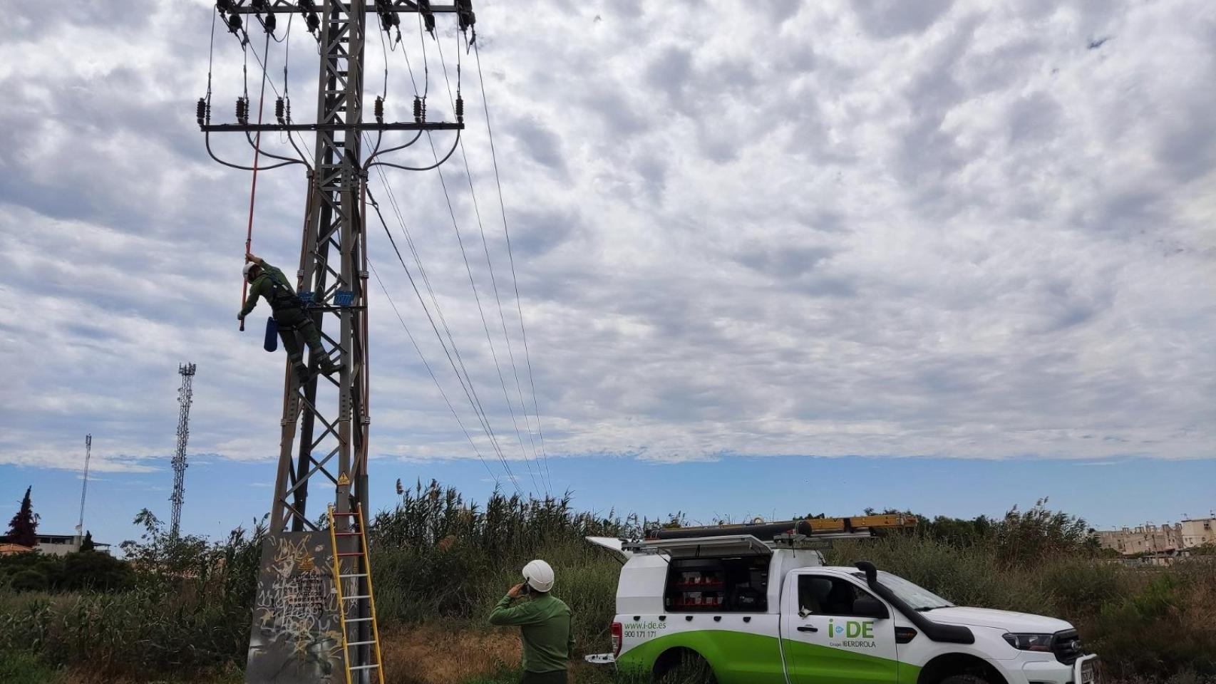 i-DE apuesta en Castilla-La Mancha por la importancia de la infraestructura de redes para la transición energética