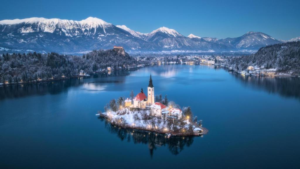 Lago Bled en invierno.