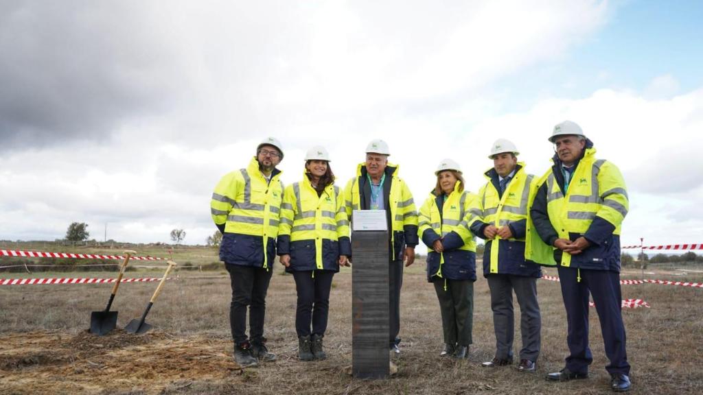 Acto  de la primera piedra del proyecto solar de Plenitude en Villarino