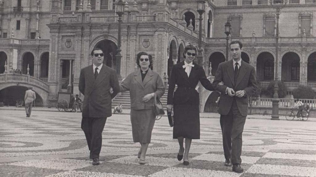 A la izquierda, Ángel Zamora y Ana Pedreño, junto a Diego Zamora y Caridad Zamora.