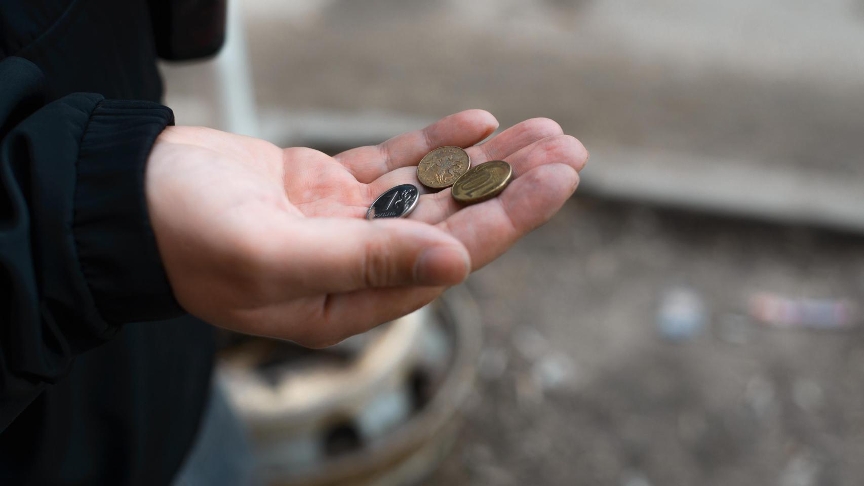 La población en riesgo de pobreza crece en la Comunitat Valenciana: hay 1.542.985 personas