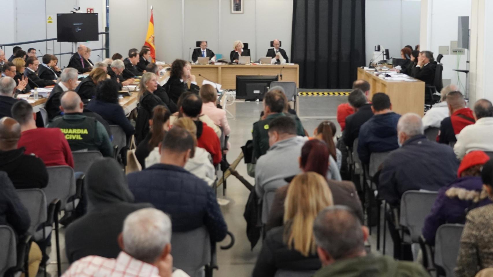 El macrojuicio por las estafas bancarias en la Feria de Valladolid