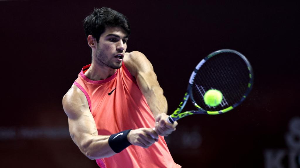 Carlos Alcaraz, durante su partido contra Nadal.