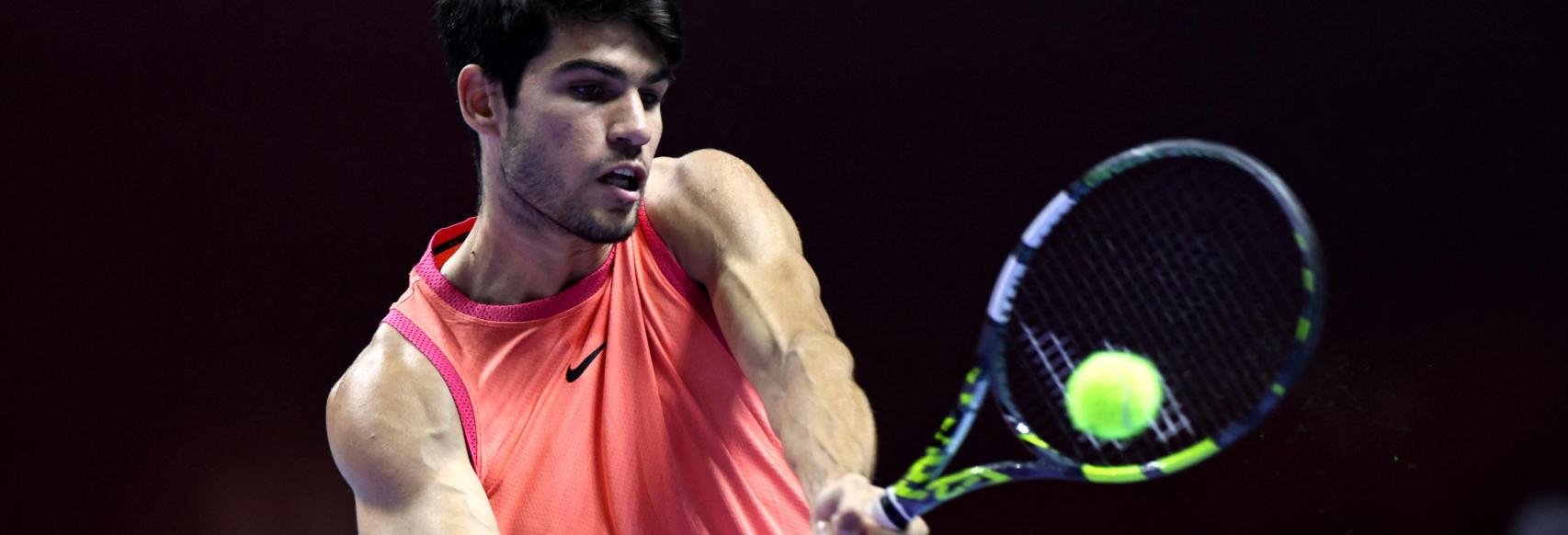 Carlos Alcaraz, durante su partido contra Nadal.