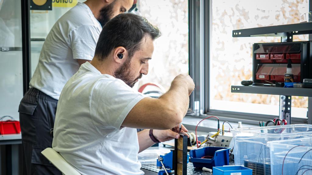 Proceso de fabricación de la tecnología de viento iónico de Cedrión.