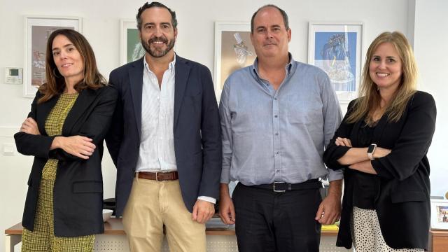 Mara Rubio, Ignacio Luque, Enrique González de Gor y Eva Parapar forman parte de la junta directiva de Apecom.