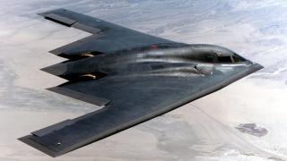 Así es B-2, el bombardero con capacidad nuclear con el que EEUU ha atacado las bases subterráneas de los hutíes