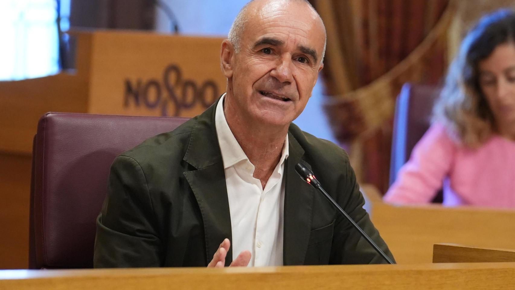 Antonio Muñoz, en el Pleno del Ayuntamiento de Sevilla.