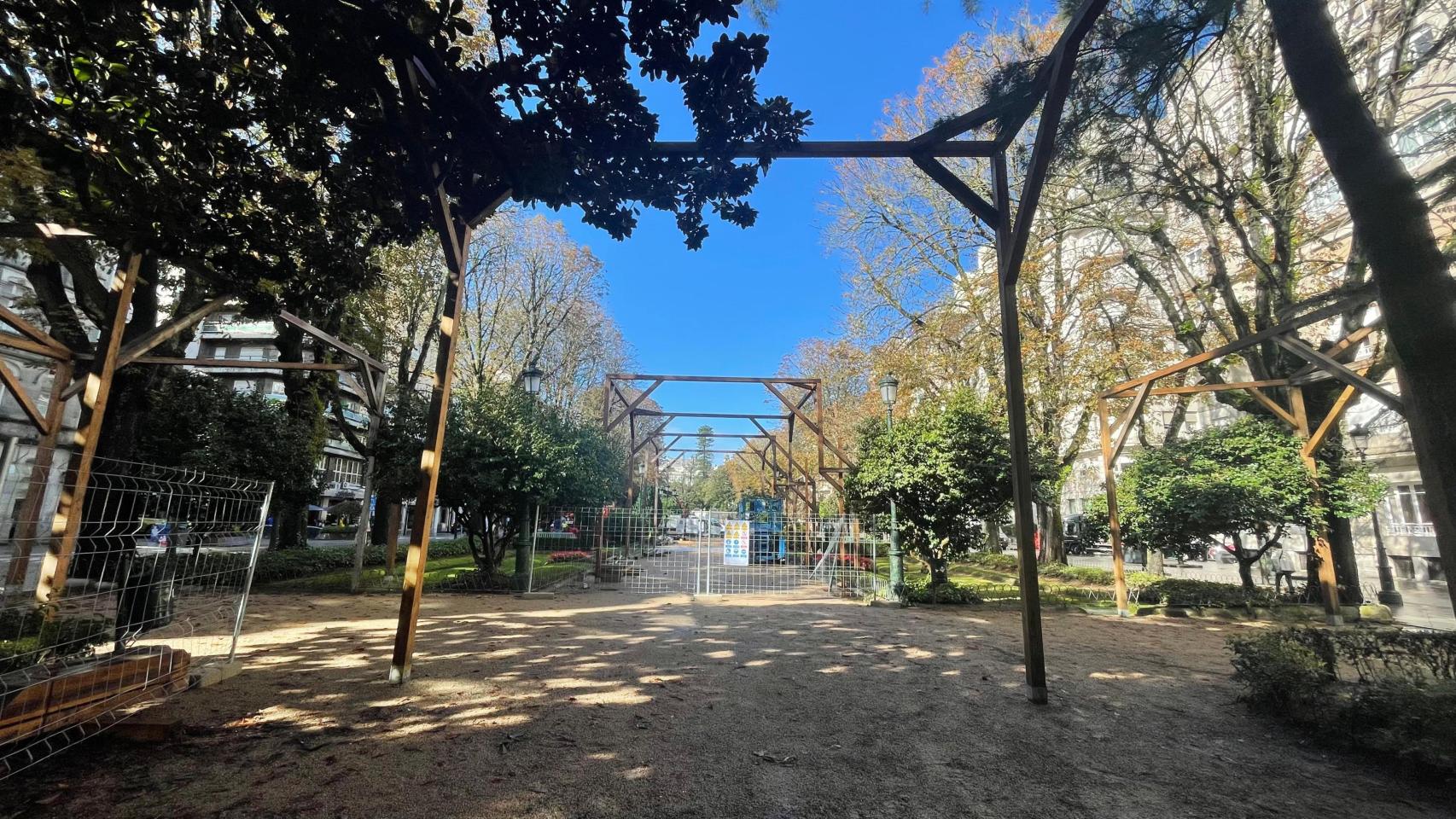 Montaje del mercadillo de Navidad en Vigo