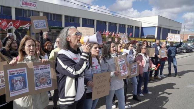 Concentración de los trabajadores de Bimbo en Vallladolid