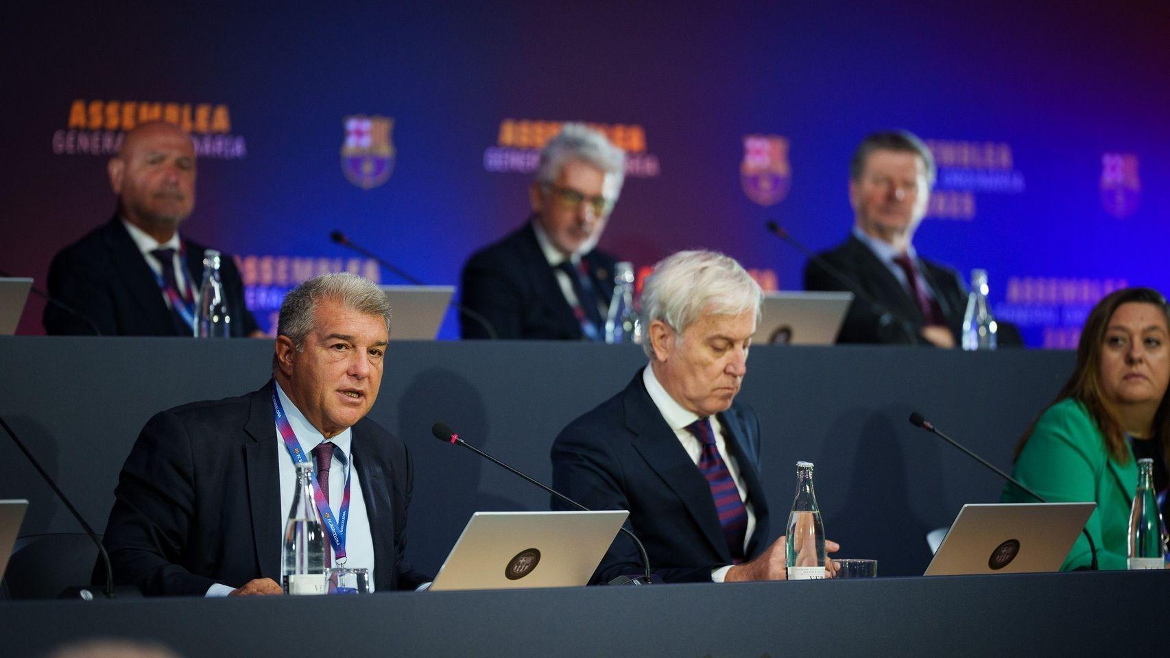 Joan Laporta, presidiendo la Asamblea del FC Barcelona