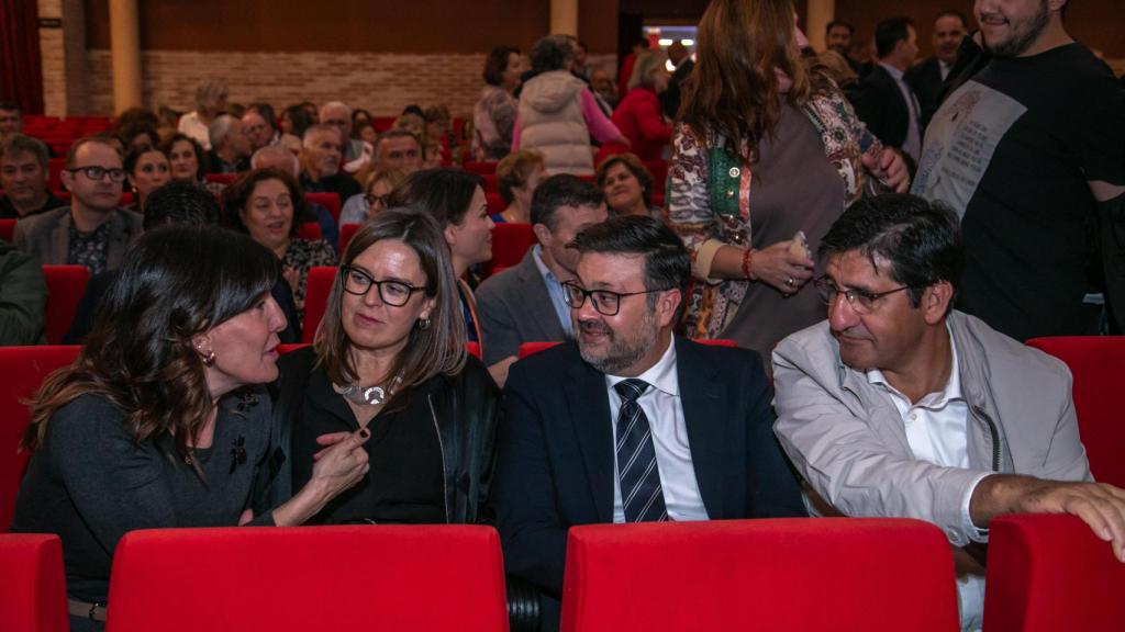 Blanca Fernández, Esther Padilla, Amador Pastor y José Manuel Caballero, de izquierda a derecha.