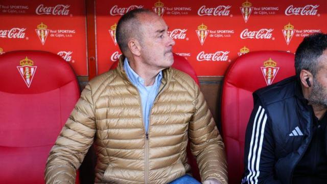 Víctor Fernández lamenta el poco descanso del Real Zaragoza: “Es una incongruencia y nos perjudica”