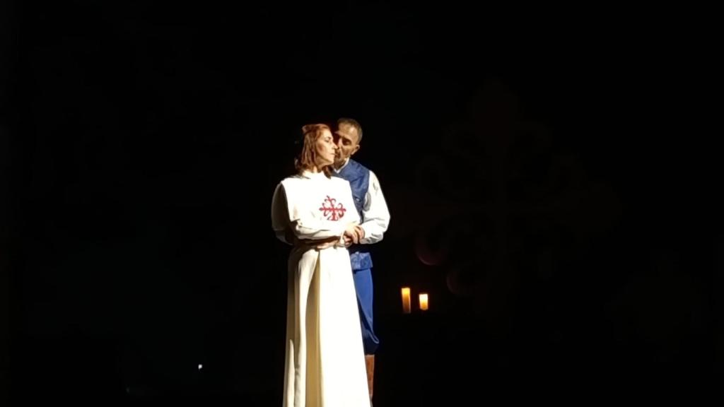 Don Juan Tenorio y doña Inés durante la representación teatral de 'Don Juan Tenorio. Sueño y realidad'.