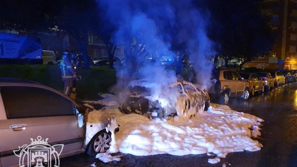 Coche sin llamar gracias a la espuma