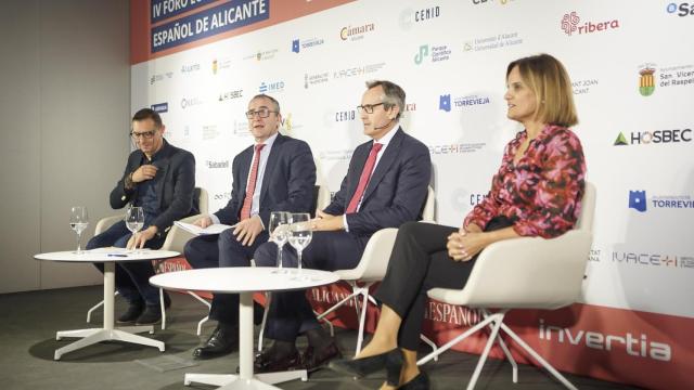La mesa redonda Gestión sostenible del agua en las ciudades: desafíos y soluciones ante el cambio climático