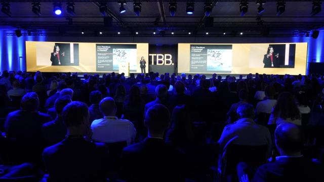 Presentación de una ponente durante la celebración del evento The Business Booster (TBB) en Barcelona.