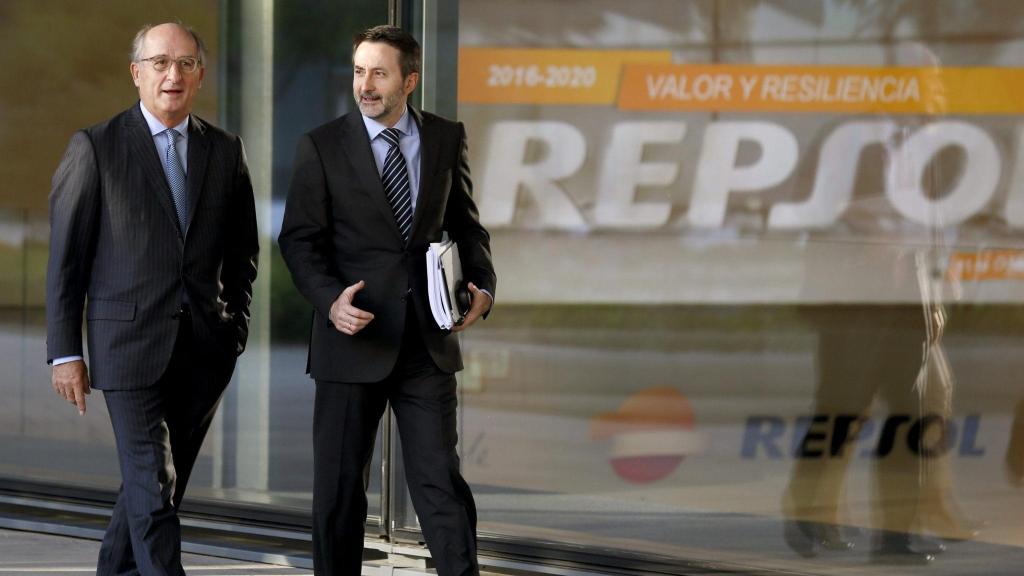 El presidente de Repsol, Antonio Brufau, y su consejero delegado, Josu Jon Imaz.