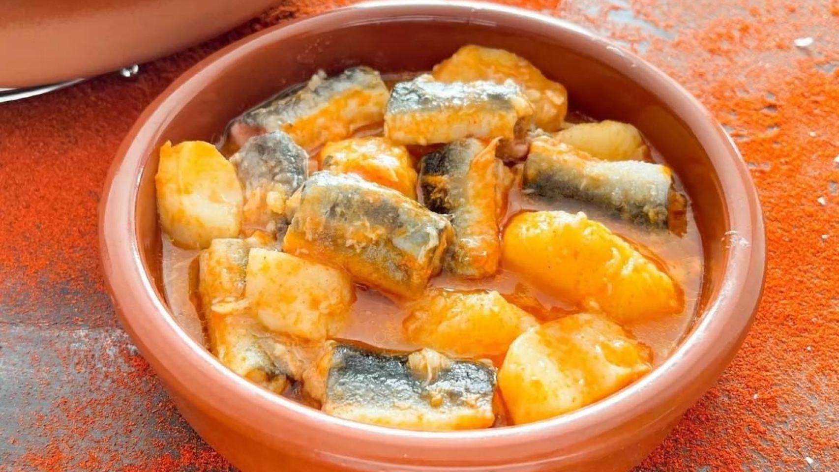 Así se hace el 'all i pebre': la receta tradicional valenciana con un sabor único que es muy fácil de hacer