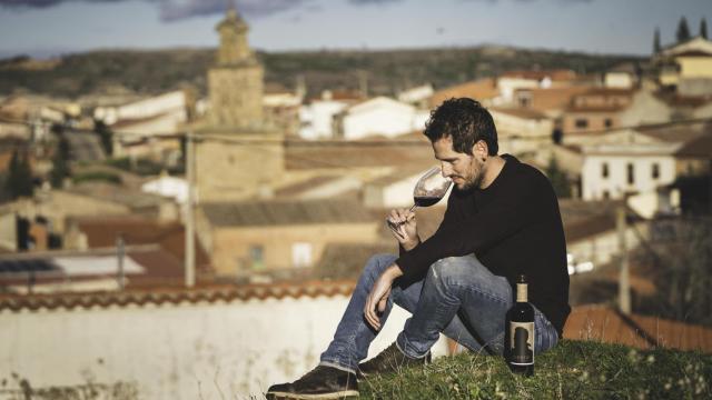 Víctor Siesto, productor del vino MaMa