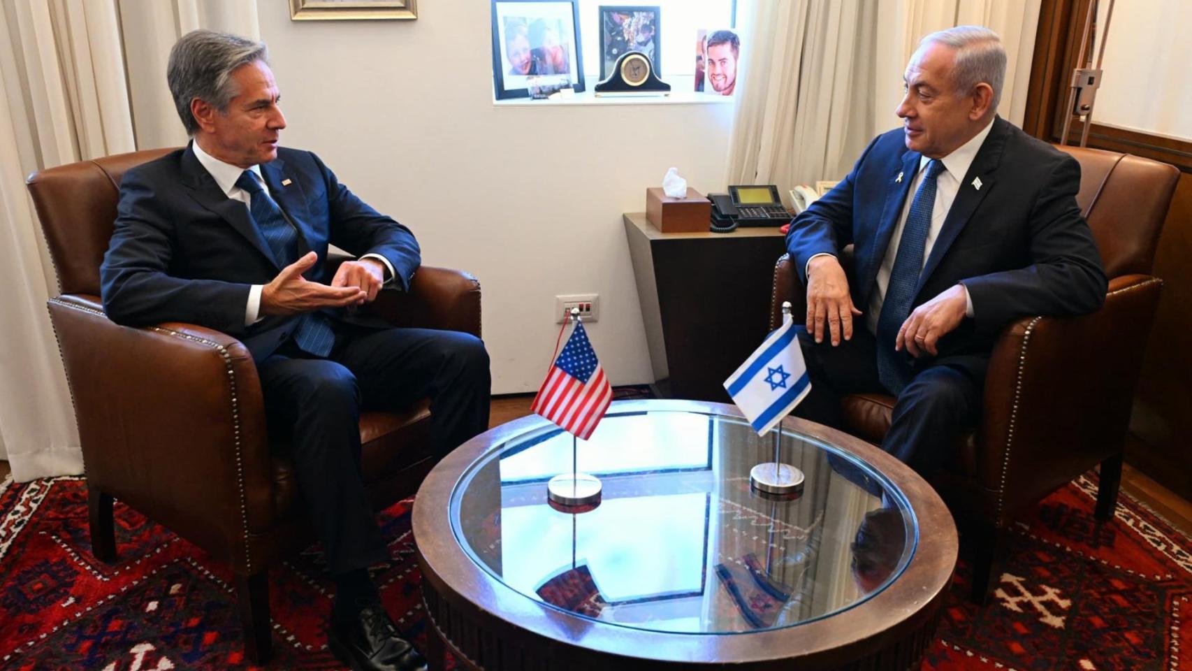 El primer ministro israelí, Benjamin Netanyahu, se reunió este martes con el secretario de Estado de Estados Unidos, Antony Blinken.