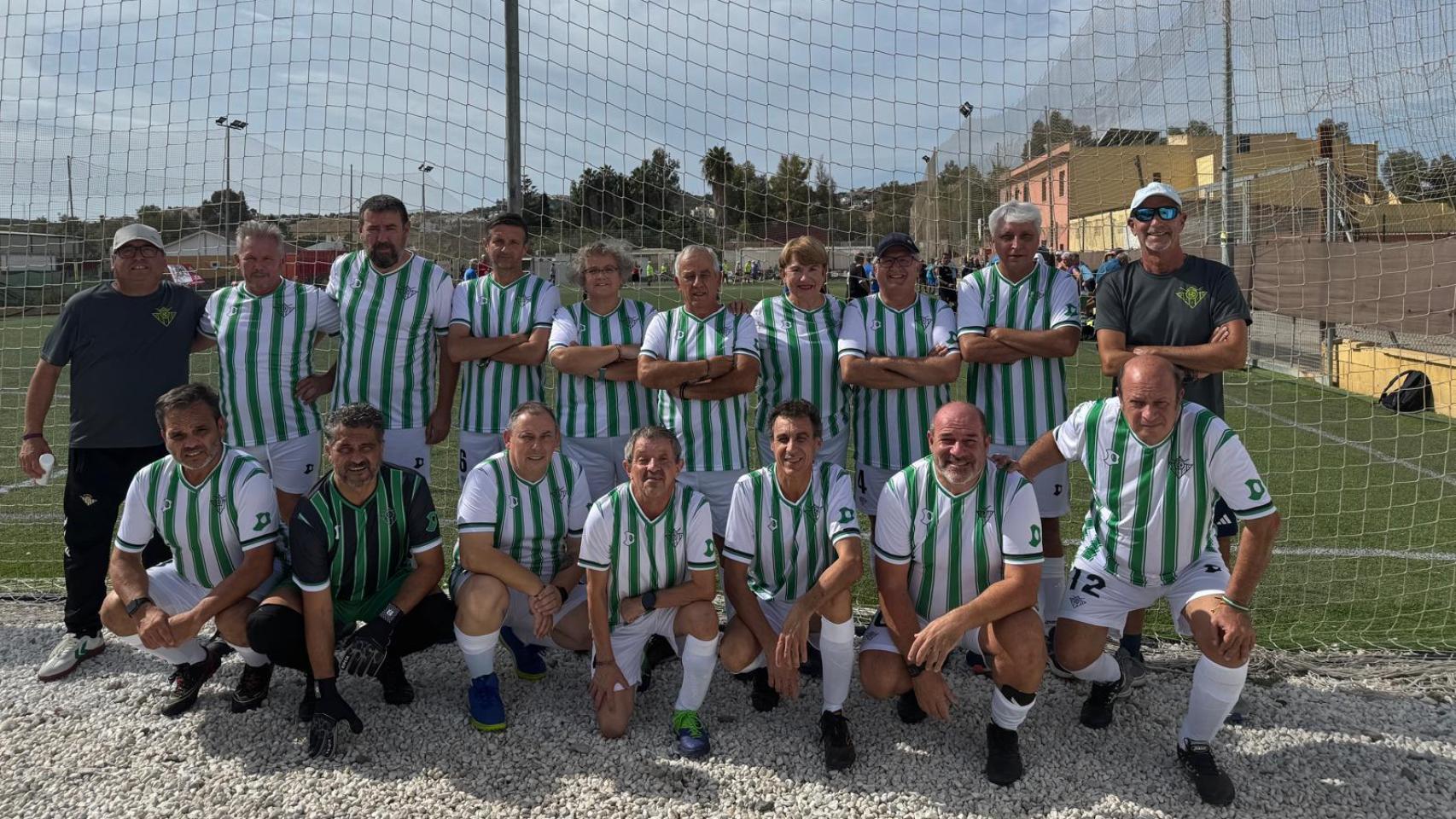 Imagen de algunos jugadores del C. D. Walking Betis