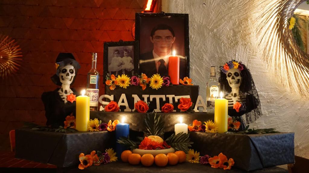 Altar Día de Muertos de Santita.