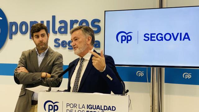 El secretario autonómico del PP de Castilla y León, Francisco Vázquez, durante su intervención de este miércoles en Segovia